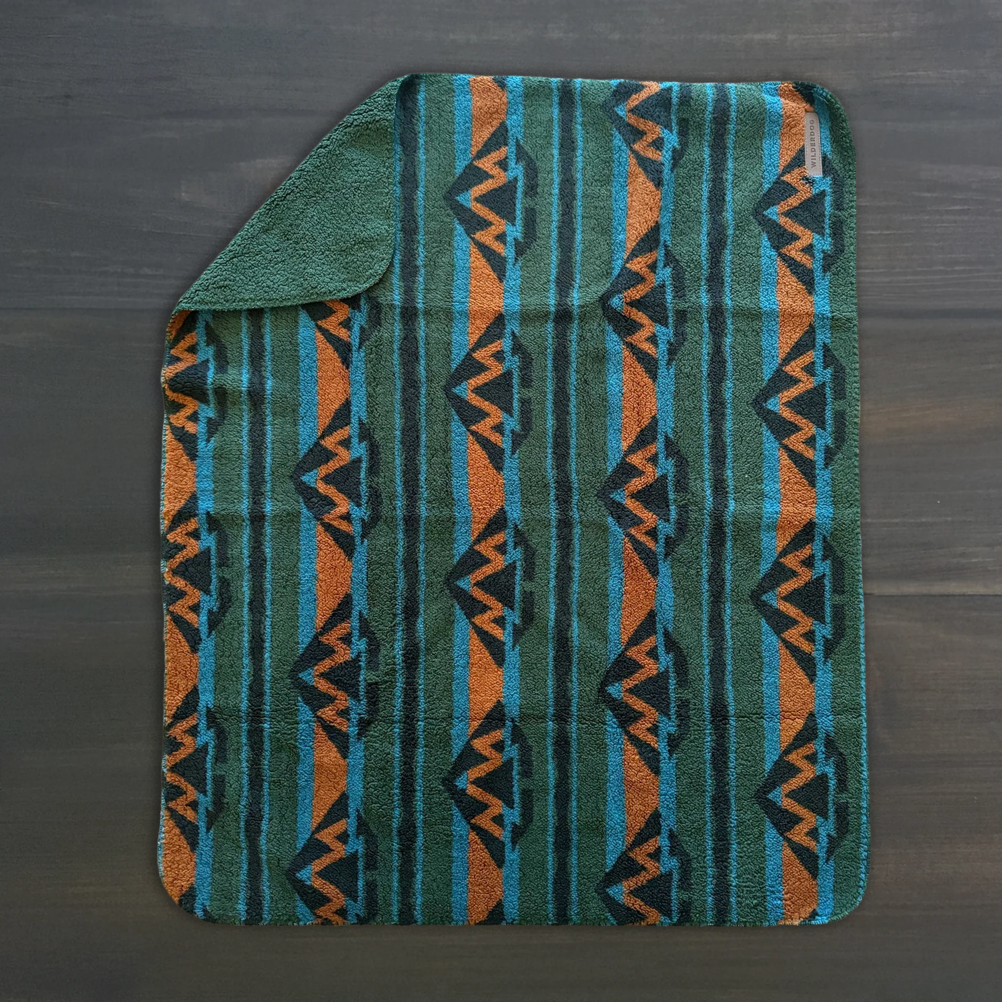 Sherpa Fleece Waterproof Blanket - Image 7